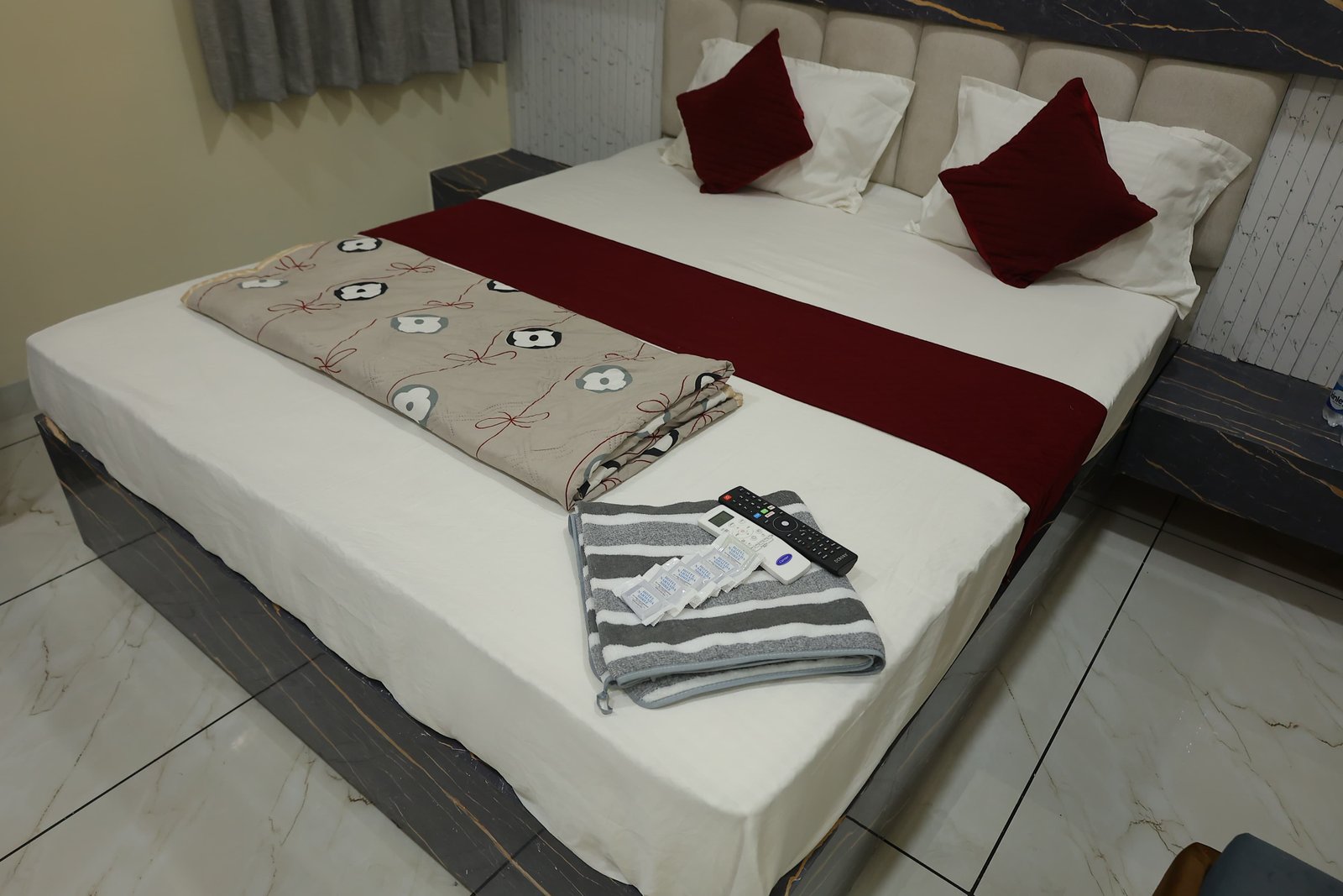 Deluxe Double Room Interior